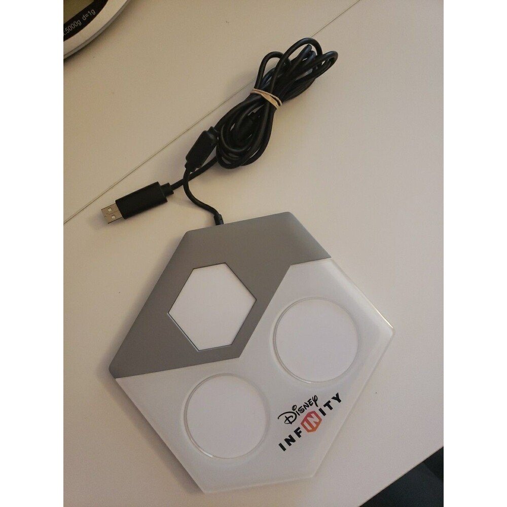 Disney Infinity Portal Base Pad for Xbox 360 Model #INF-8032385 Video Game